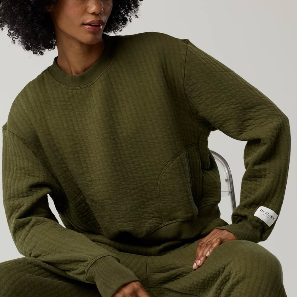 Offline Aerie Coffee Run Crewneck Quilted Sweatshirt - Military Green w/pockets!